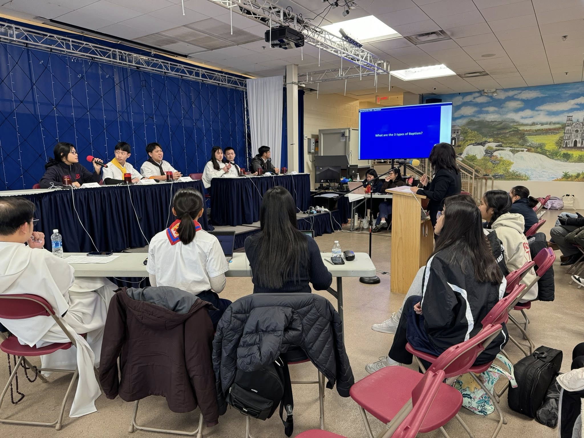 Arlington: Hình Ảnh Cuộc Thi Đố Vui Giáo Lý Của Các Em Trường Giáo Lý Và Việt Ngữ